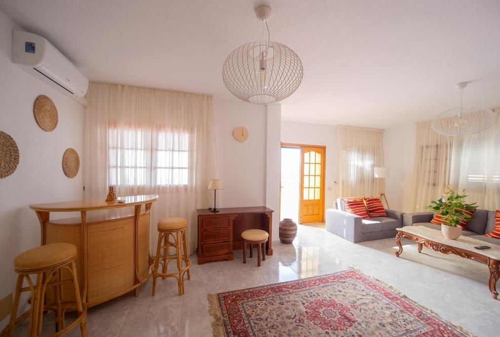 Villa Teram Alajero