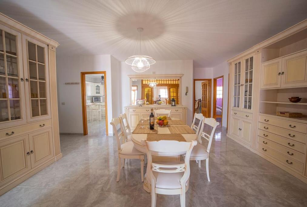 Teram Villa Alajero